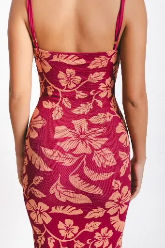 aimata-tahiti-summer-wardrobe-2025-long-island-dress-wine-3.webp