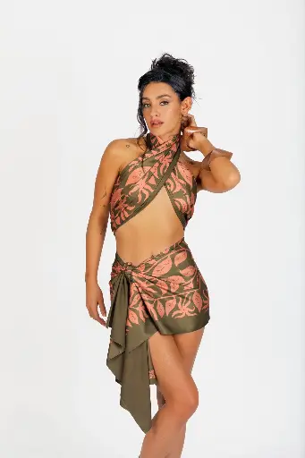 aimata-tahiti-collection-11-short-pareo-ylang-ylang-olive-5.webp
