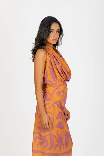 aimata-tahiti-collection-11-long-pareo-ylang-ylang-orange-5.webp