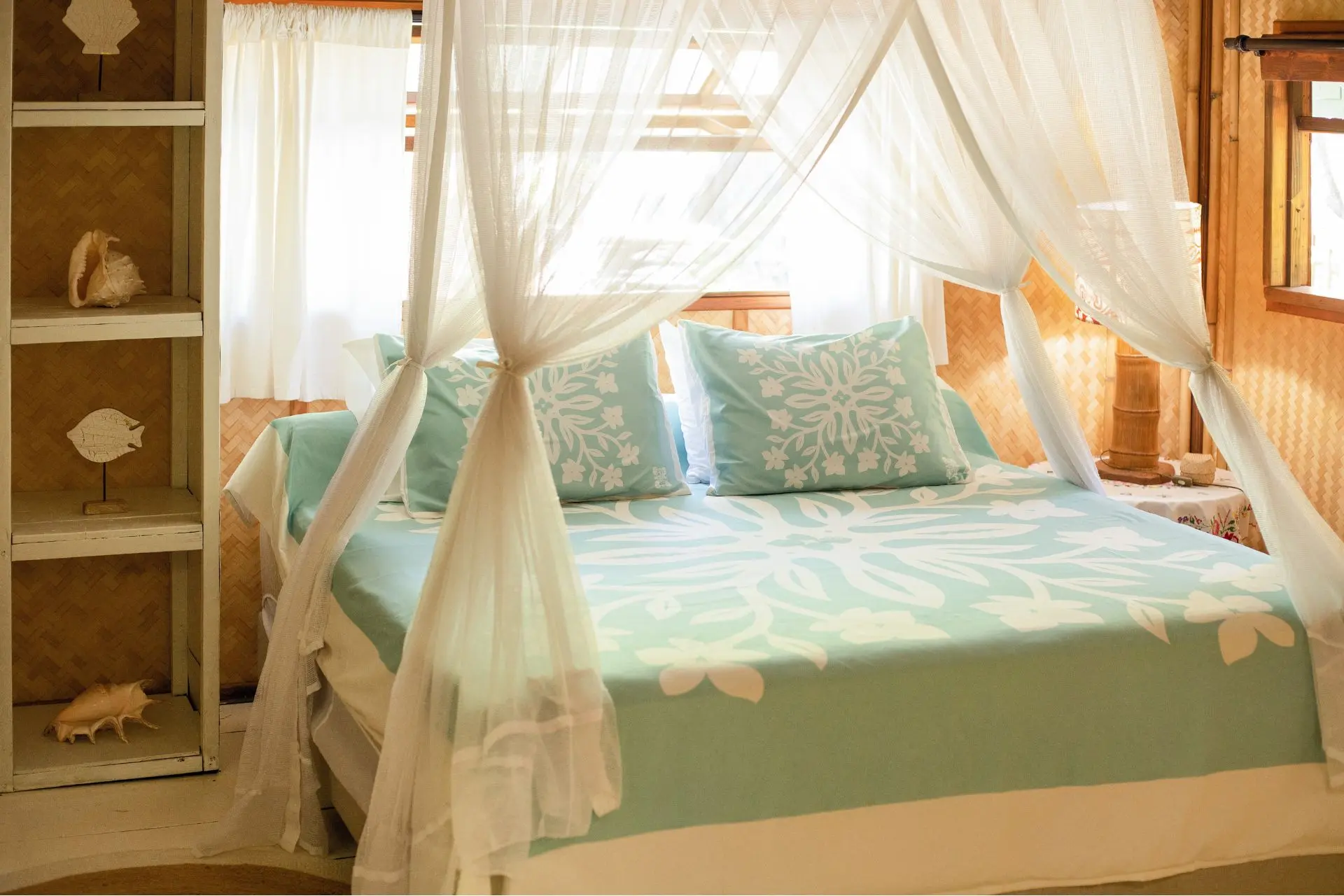 aimata-tahiti-collection-bedset-2026-tiare-blue-2.webp
