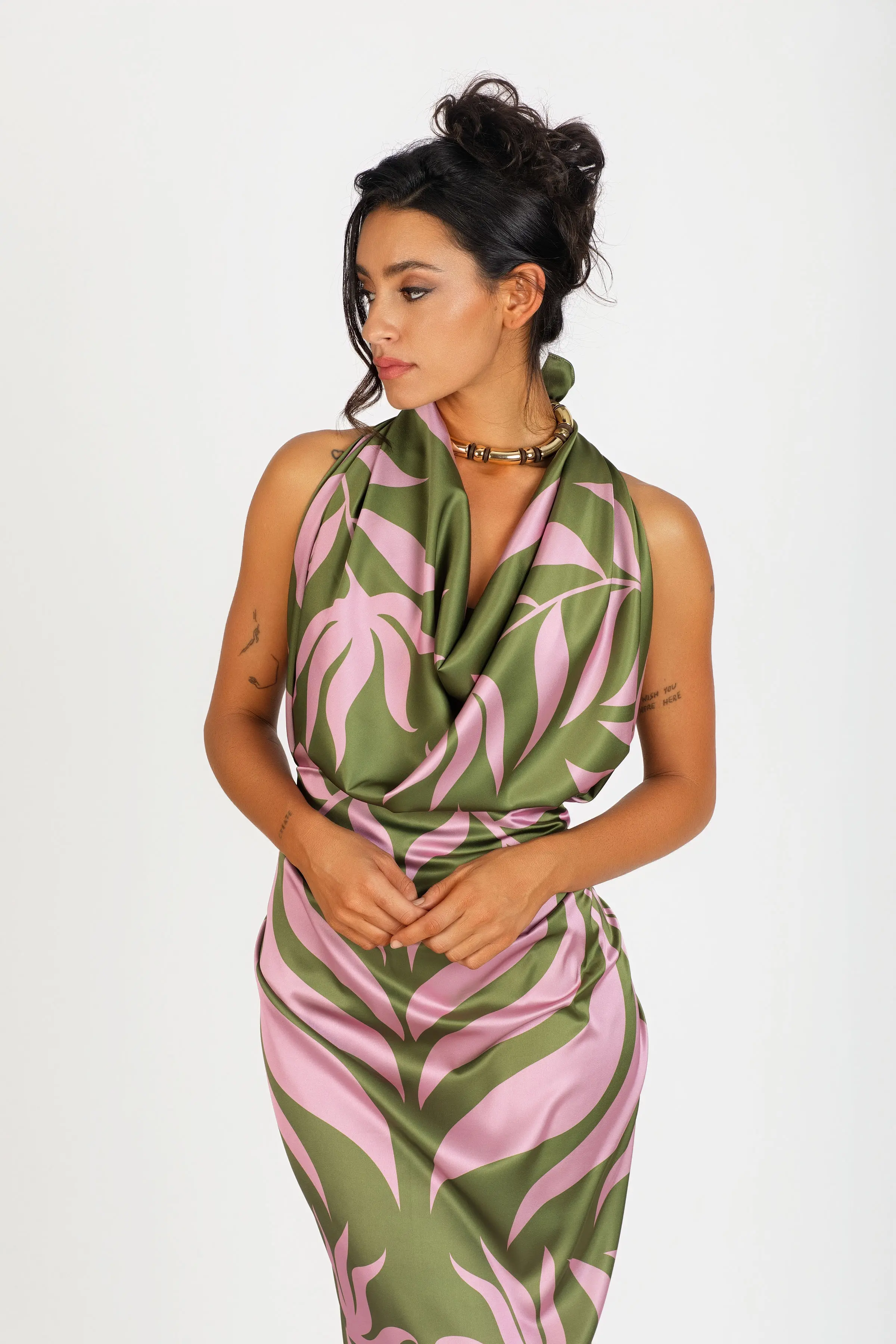 Long Pareo Apetahi Green and Pink