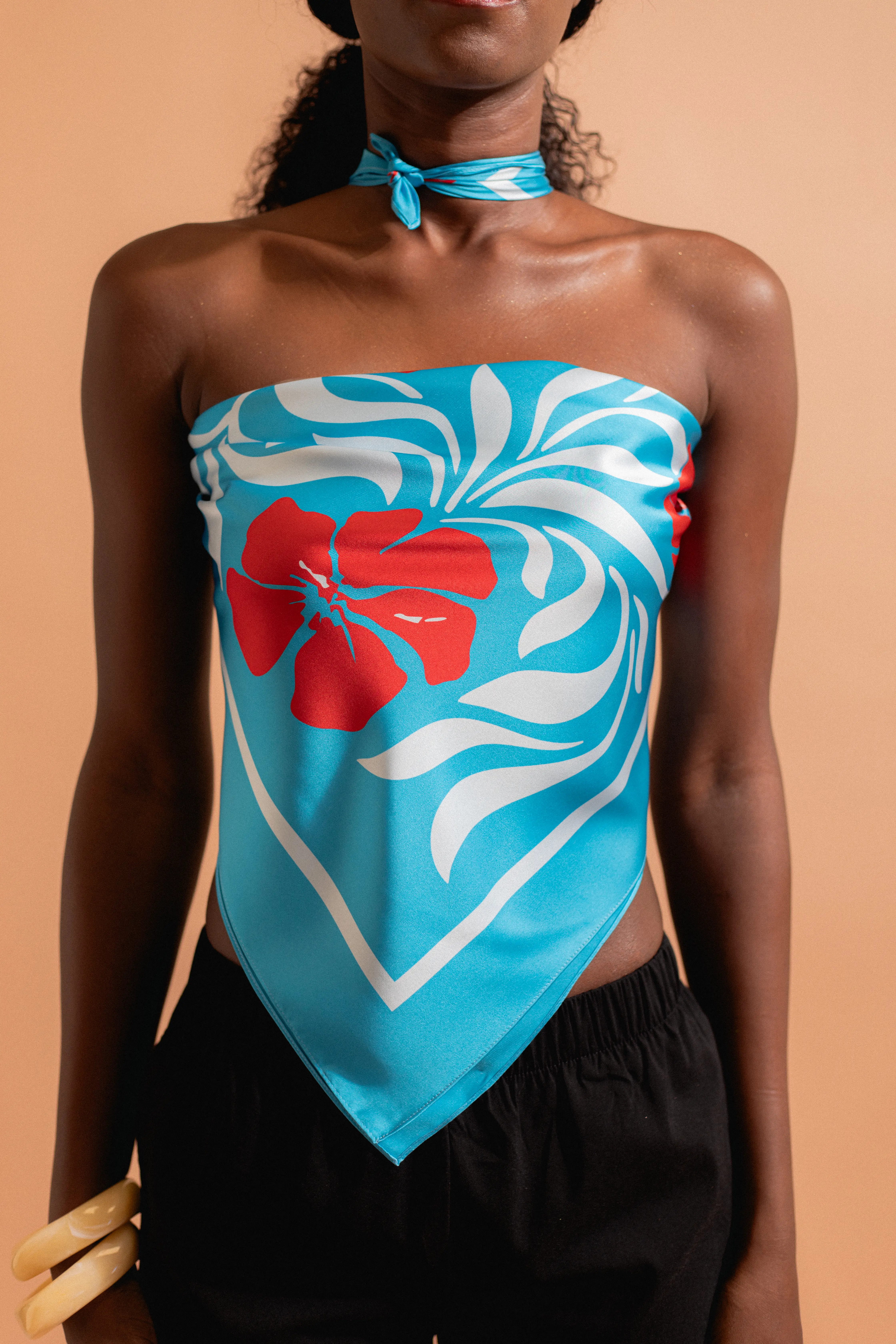 [TT-B-R-B-01] Bandana Flora blue